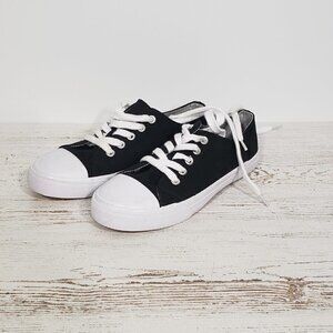 Cat & Jack Black & White Sneakers  Kids Size 3 New without box